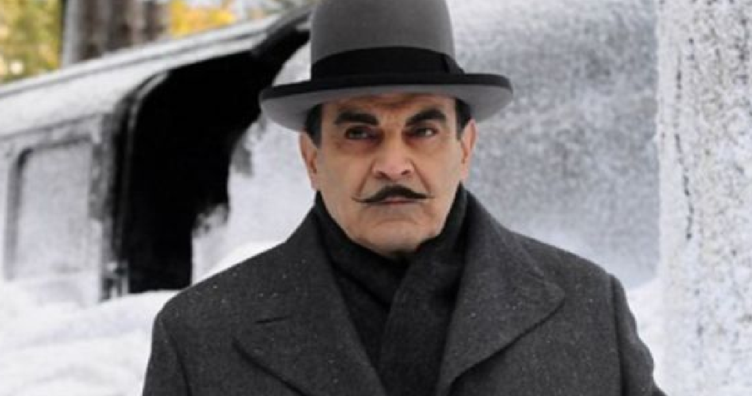 David Suchet como Hercule Poirot na série de televisão britânica "Agatha Christie's Poirot"